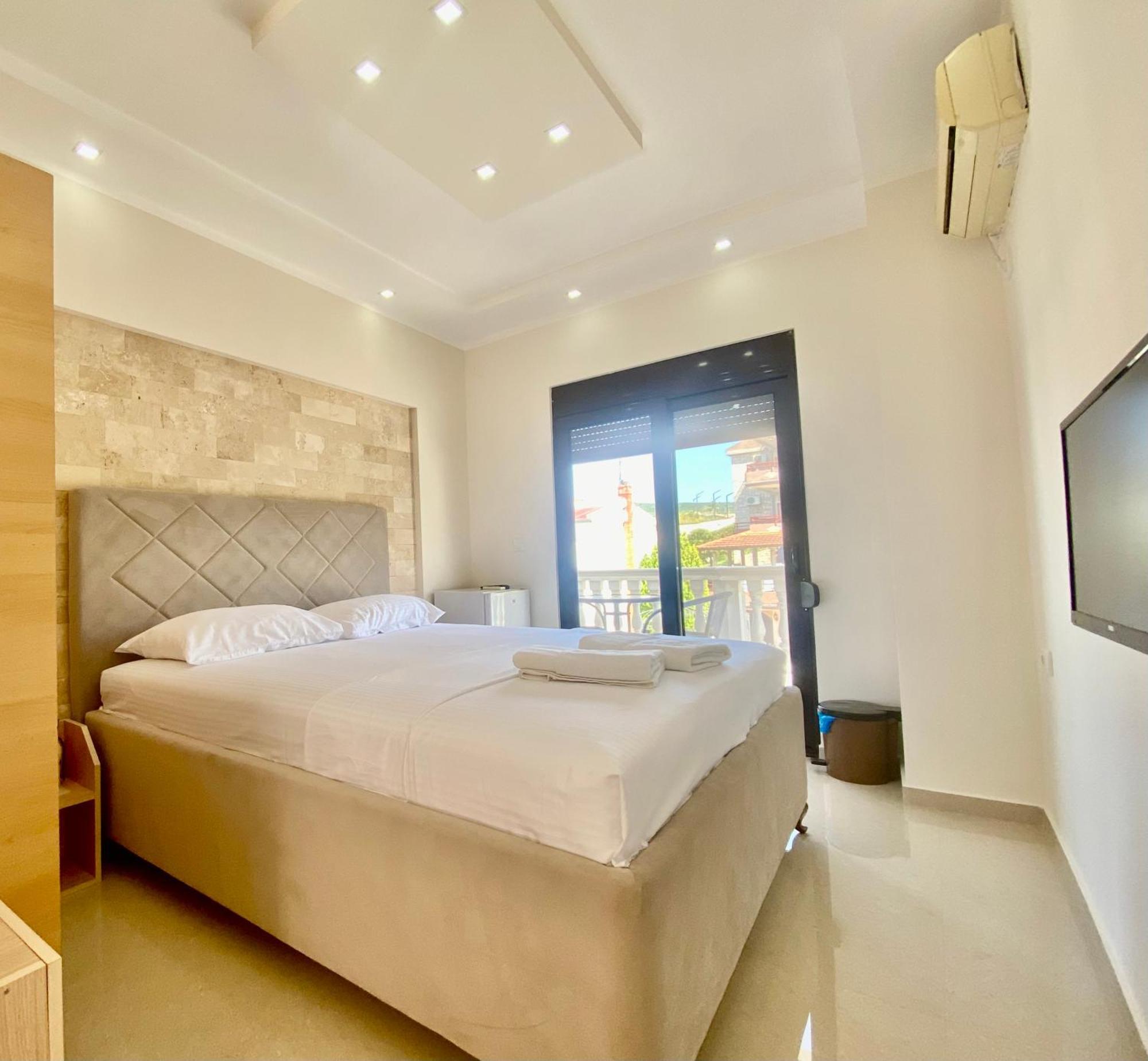 Fimi Apartments Ulcinj Bagian luar foto