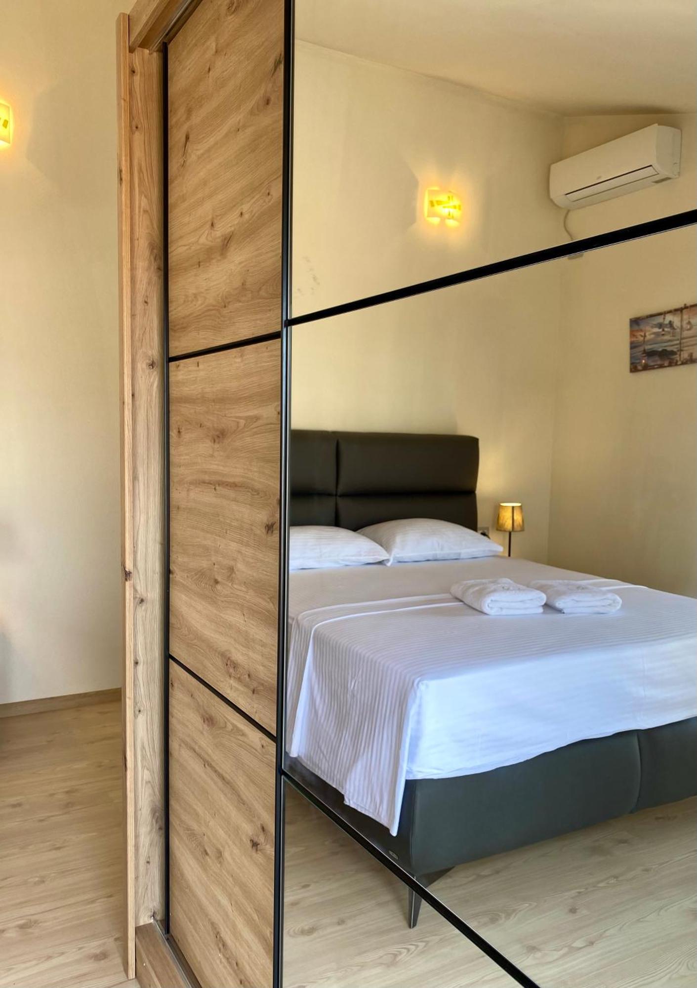 Fimi Apartments Ulcinj Bagian luar foto