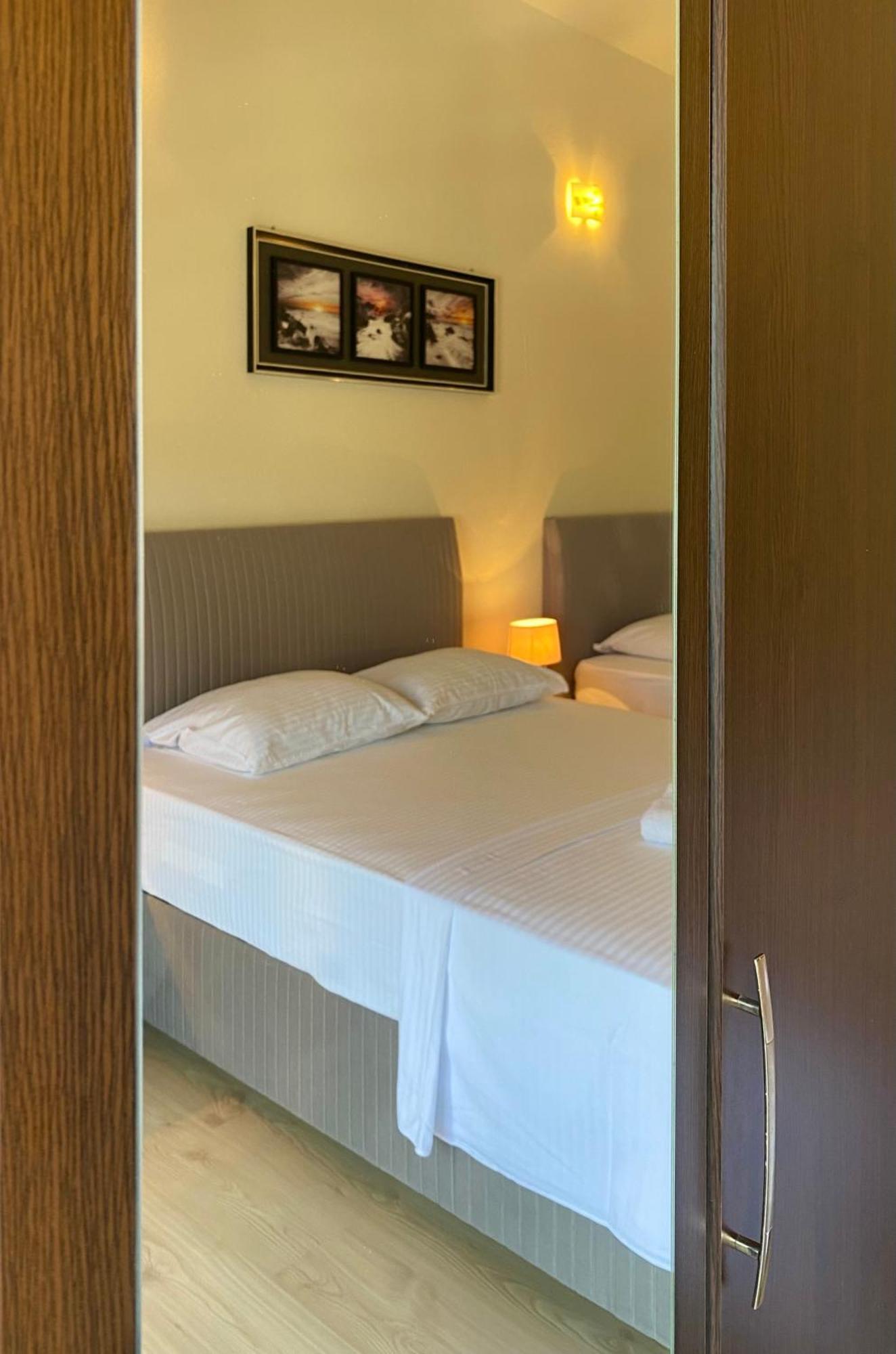 Fimi Apartments Ulcinj Bagian luar foto